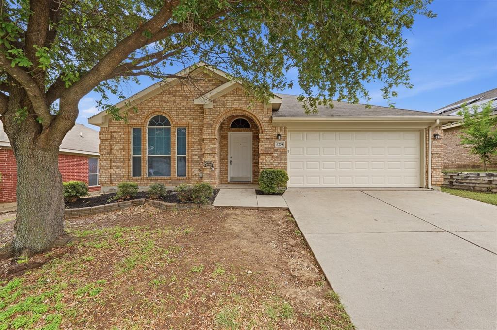 6233 Brooklynn Dr, Fort Worth, TX 76179
