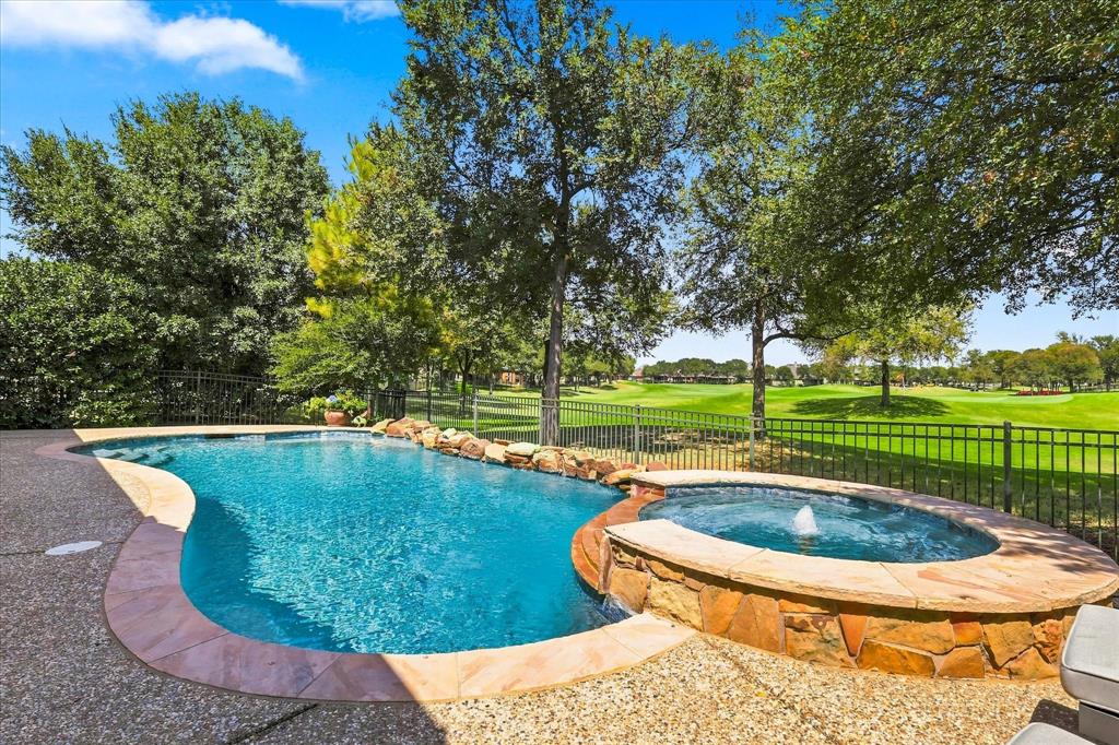 9355 Blanco Dr, Lantana, TX 76226 photo