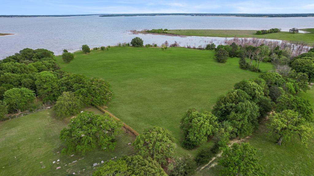 1125 County Road 2670, Telephone, TX 75488