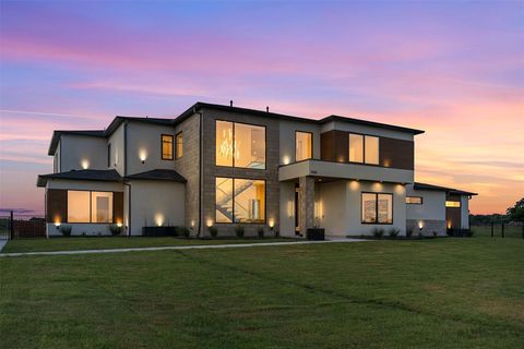 Single Family Residence in Bartonville TX 2005 High Meadow Court.jpg