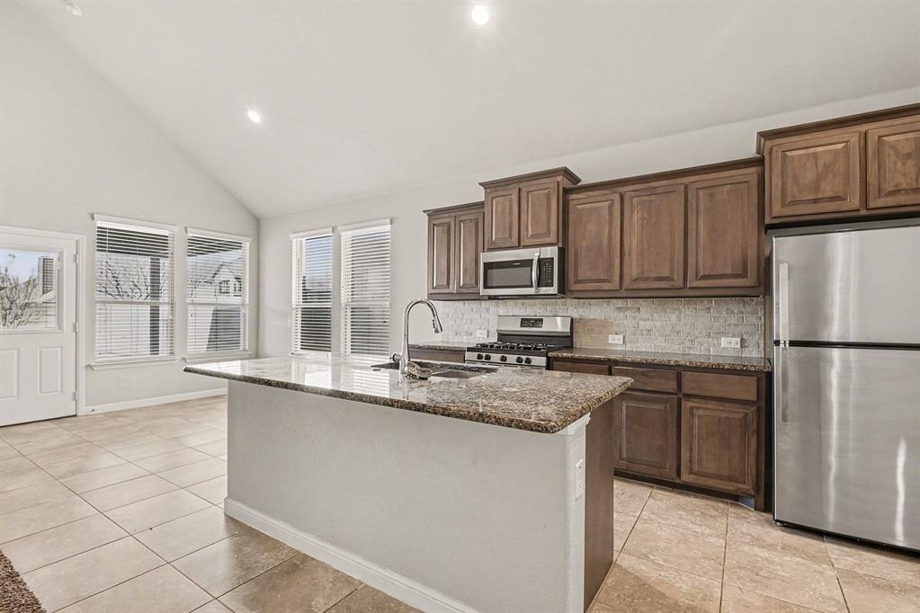 905 Falcon Rd, Argyle, TX 76226 photo