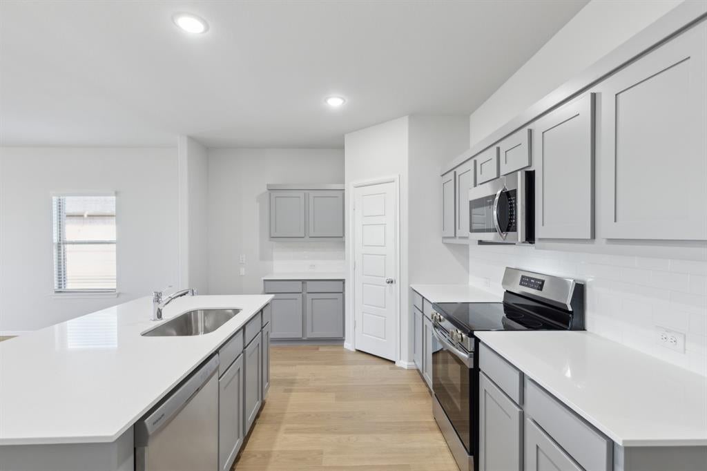 7628 Kingfisher Rd, Aubrey, TX 76227 photo