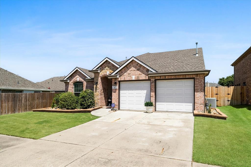 809 Cauble Dr, Fate, TX 75087 photo