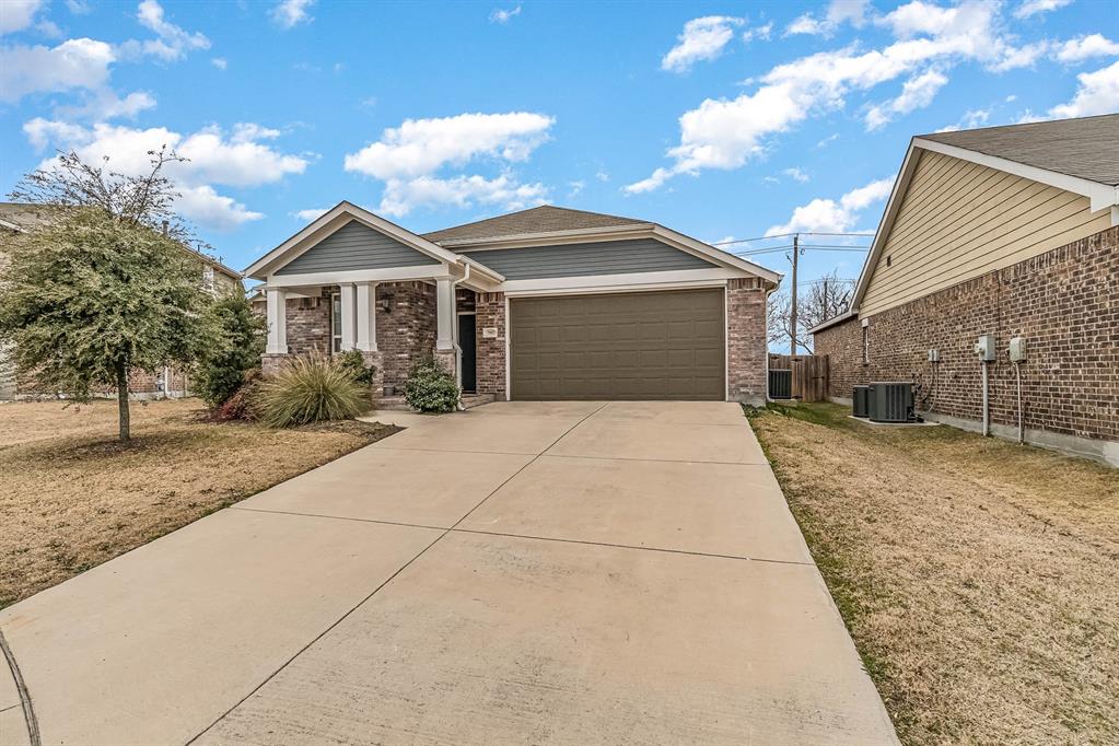 7905 Wildwest Dr, Fort Worth, TX 76131 photo