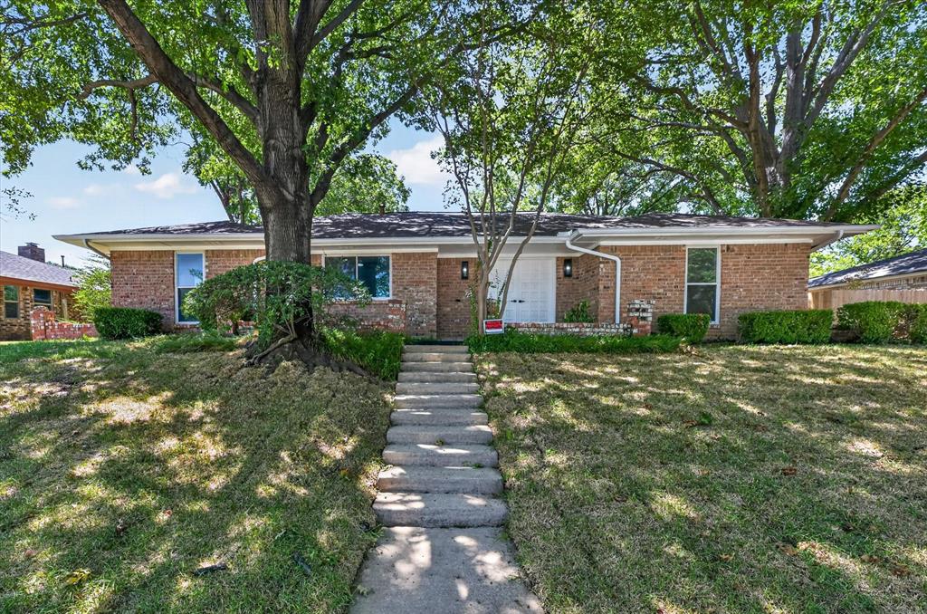 1450 Juniper Ln, Lewisville, TX 75077