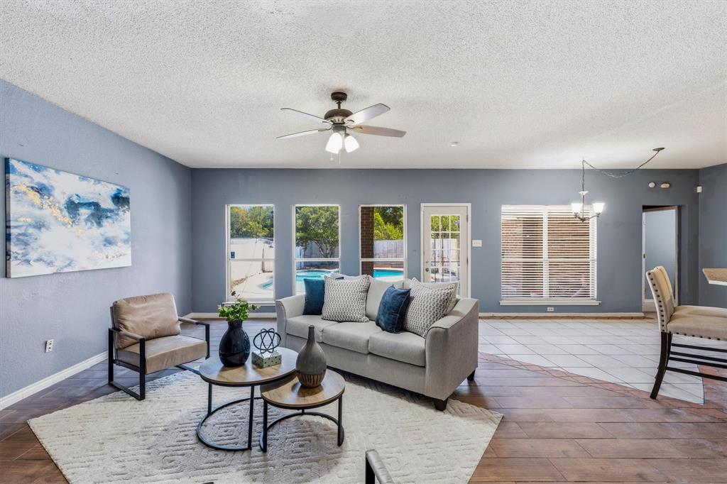 2324 Boardwalk Dr, Mesquite, TX 75181 photo
