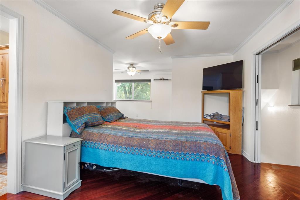 Single Family Residence in Argyle TX 1933 E Hickory Hill Road 26.jpg