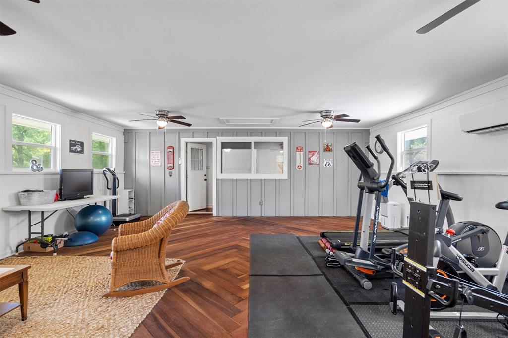 Single Family Residence in Argyle TX 1933 E Hickory Hill Road 30.jpg