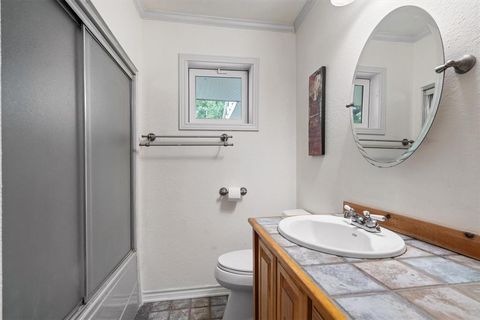 Single Family Residence in Argyle TX 1933 E Hickory Hill Road 23.jpg