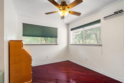 Single Family Residence in Argyle TX 1933 E Hickory Hill Road 27.jpg