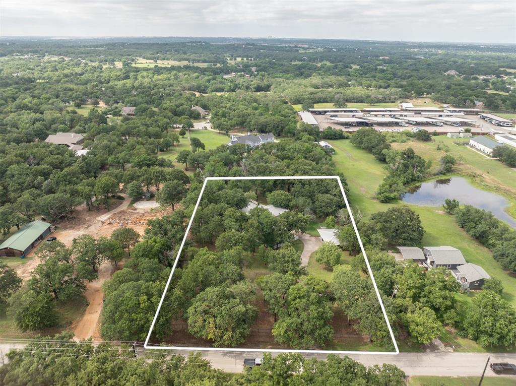 Single Family Residence in Argyle TX 1933 E Hickory Hill Road 36.jpg