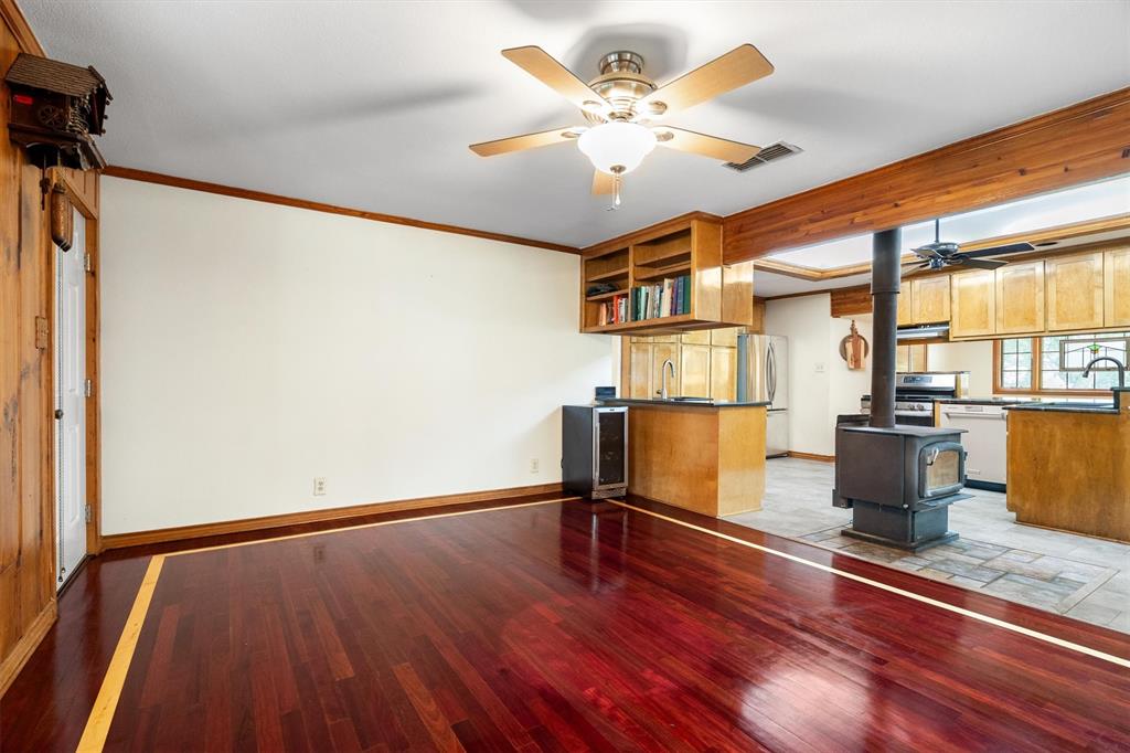 Single Family Residence in Argyle TX 1933 E Hickory Hill Road 11.jpg