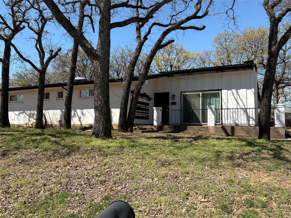 1121 Wade Dr, Bedford, TX 76022 photo