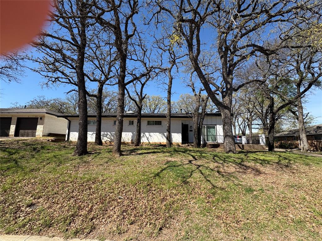 1121 Wade Dr, Bedford, TX 76022 photo