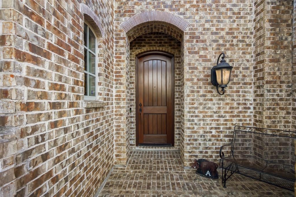2256 Cardinal Blvd, Carrollton, TX 75010 photo