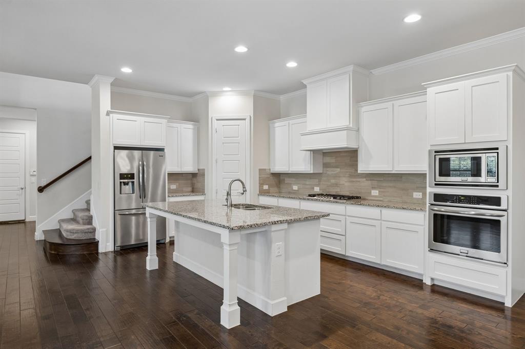 4016 Red Lynx Ln, Arlington, TX 76005
