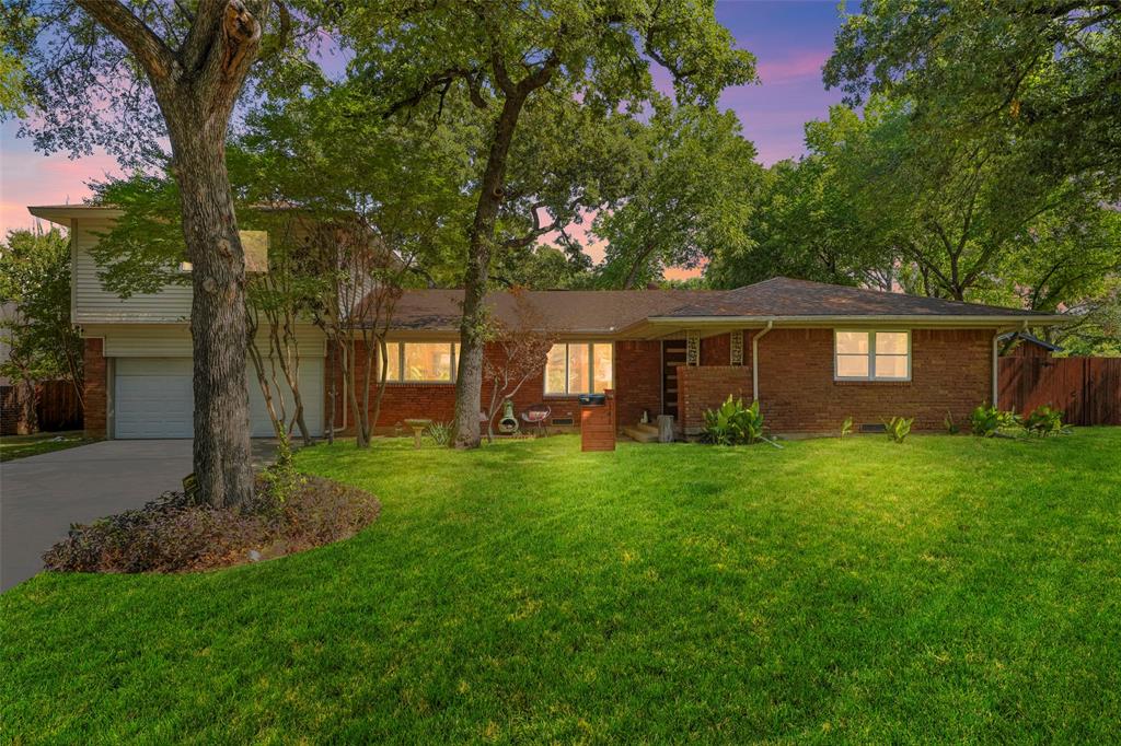 1417 Sylvan Dr, Arlington, TX 76012