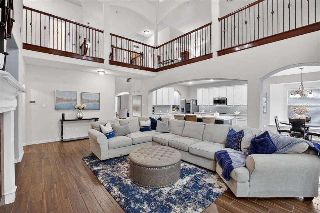 6601 Vintage Dr, Arlington, TX 76001