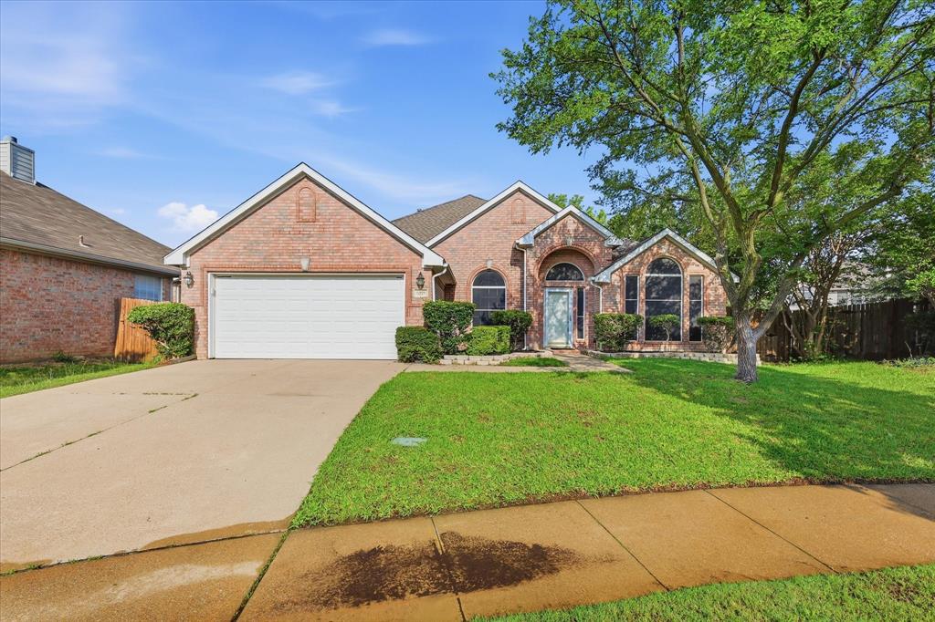 5375 Natchez Trl, Fort Worth, TX 76137 photo
