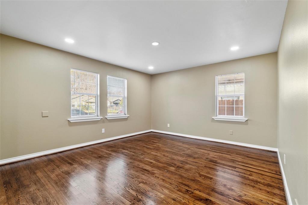 8714 Quinn St, Dallas, TX 75217 photo