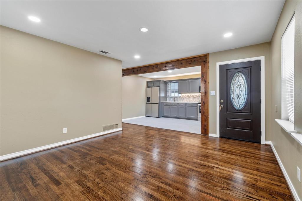 8714 Quinn St, Dallas, TX 75217 photo