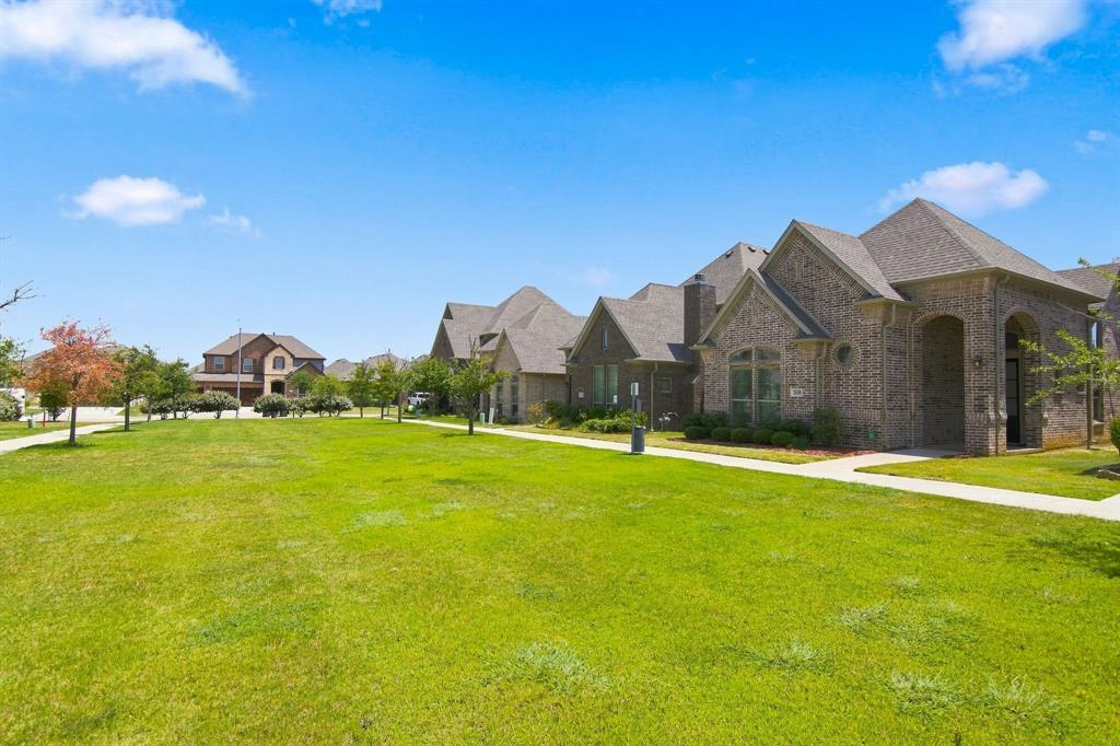 2620 Trinity Trail Way, Fort Worth, TX 76118 photo