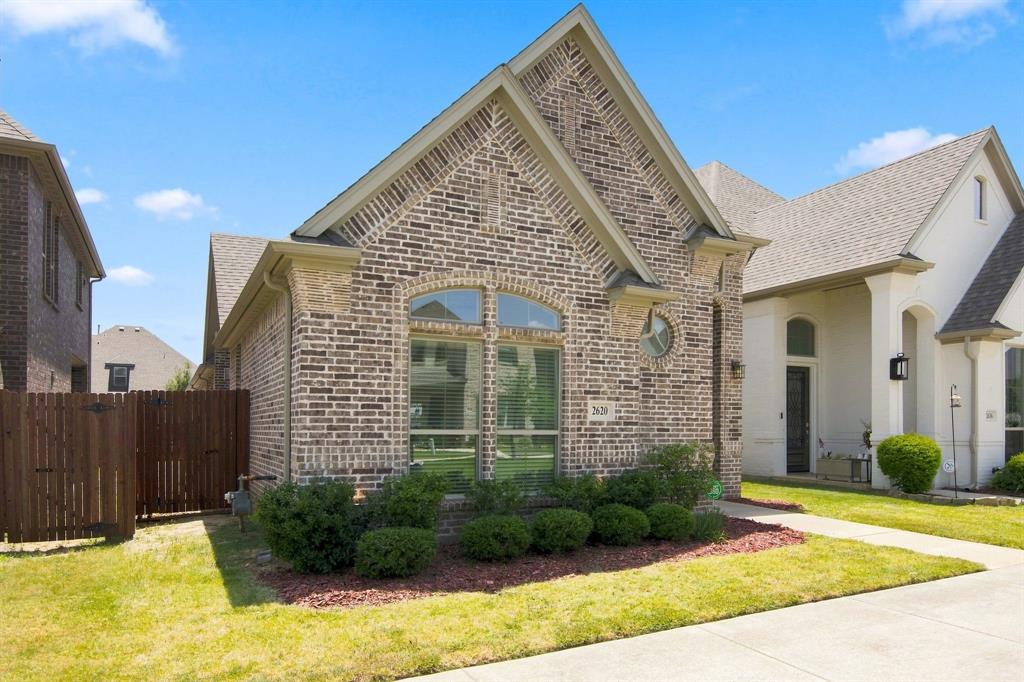 2620 Trinity Trail Way, Fort Worth, TX 76118 photo