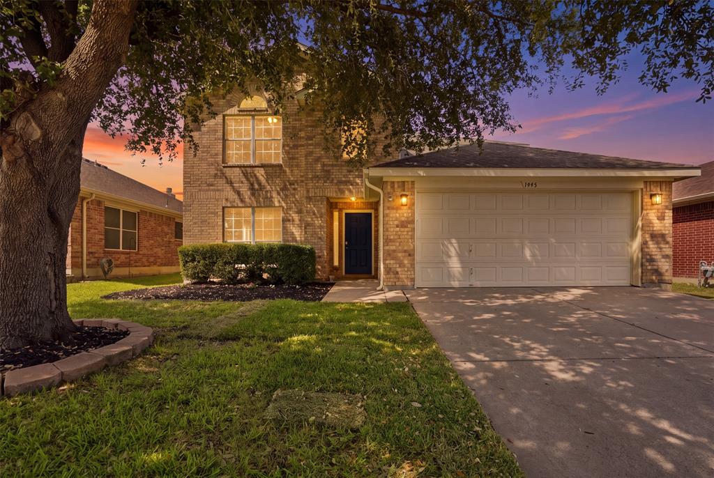 1445 Broken Spoke Ct, Fort Worth, TX 76131 photo