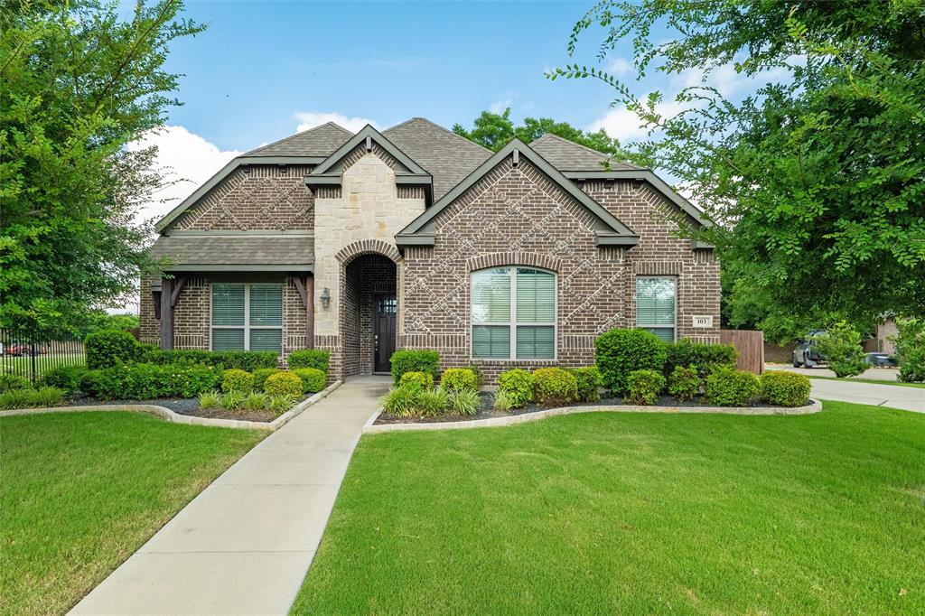 103 Water Garden Dr, Waxahachie, TX 75165