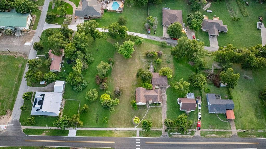 701 5 St, Honey Grove, TX 75446 photo