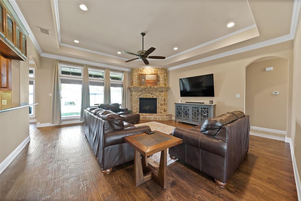 220 Pinnacle Peak Ln, Weatherford, TX 76087 photo