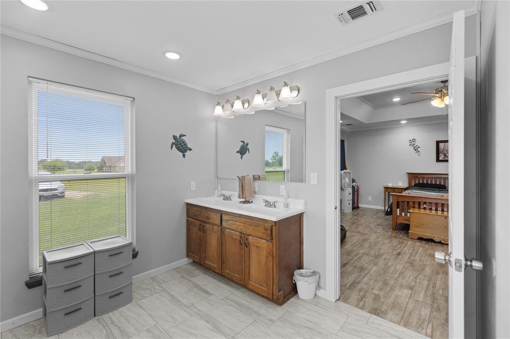 161 County Road 33450, Sumner, TX 75486 photo