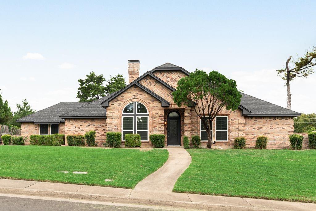 915 Greenbriar Ln, Duncanville, TX 75137