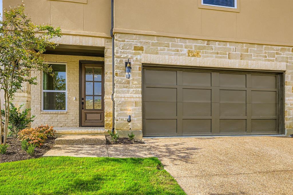 3520 Chivalry Ln, Lewisville, TX 75056 photo