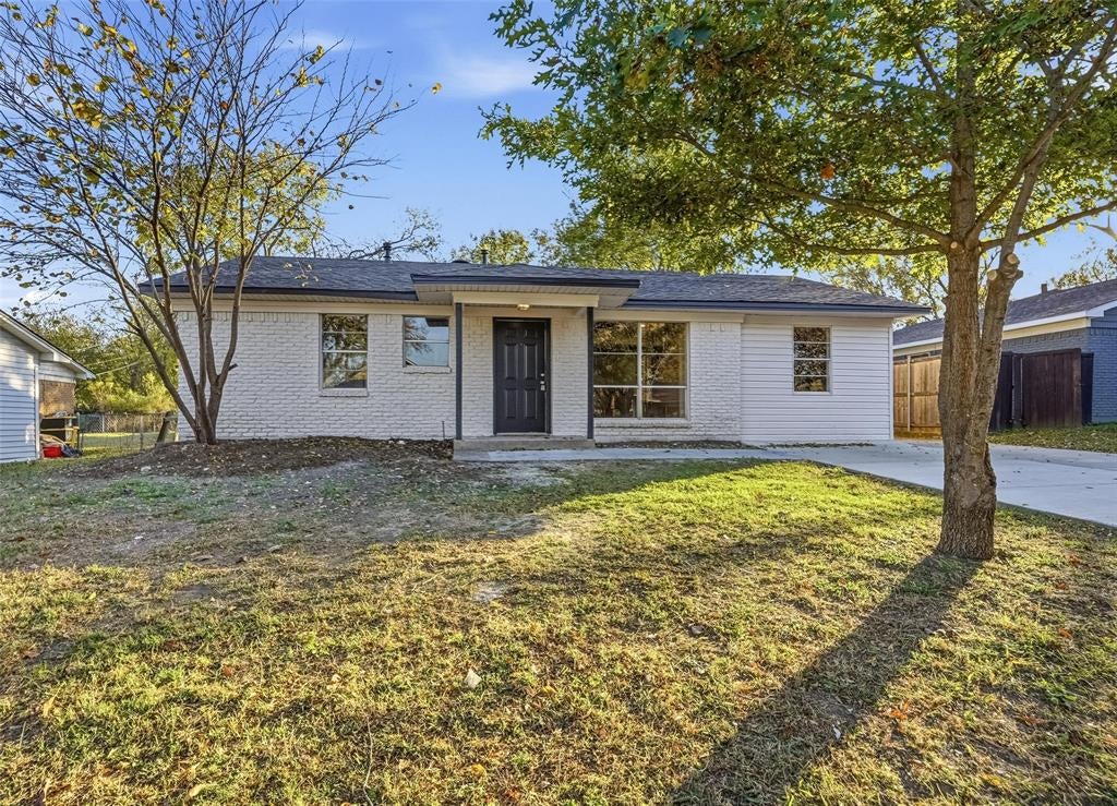 1118 Richard Dr, Garland, TX 75040
