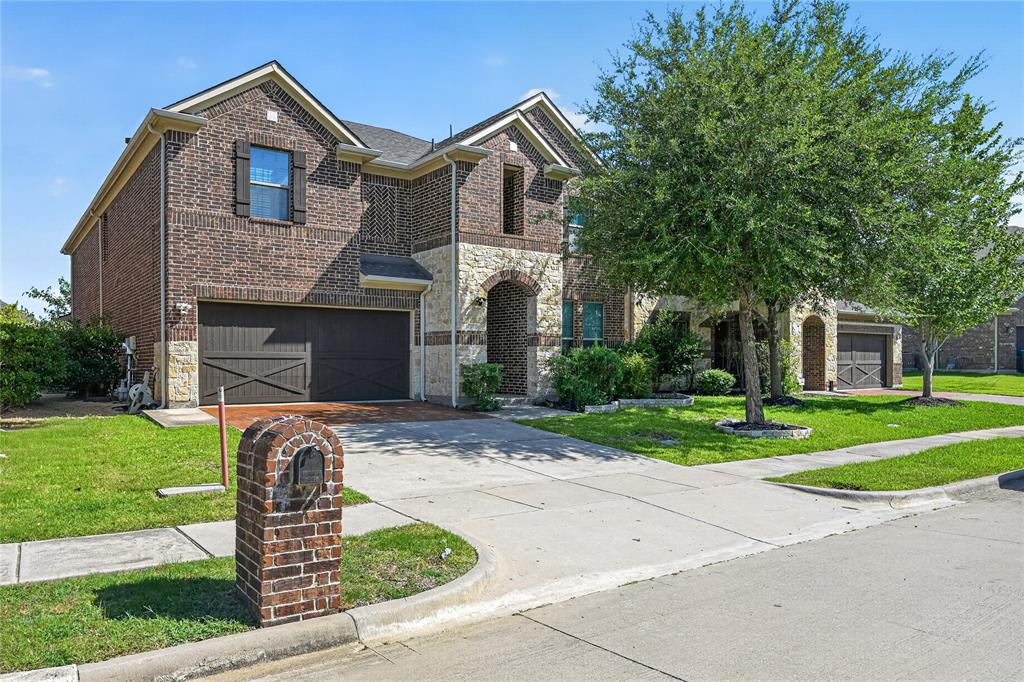1049 Chickasaw Dr, Carrollton, TX 75010 photo