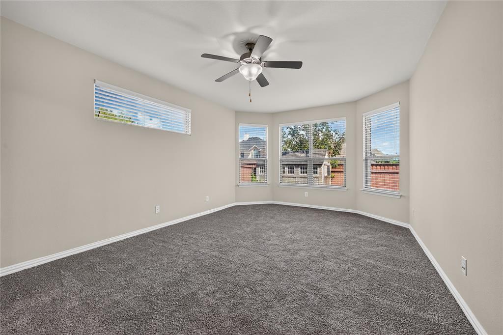 1049 Chickasaw Dr, Carrollton, TX 75010 photo