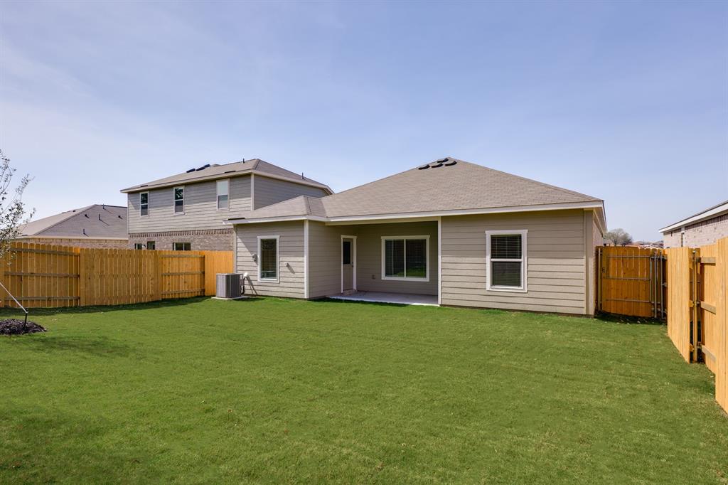 1705 Paul Dr, Seagoville, TX 75159 photo