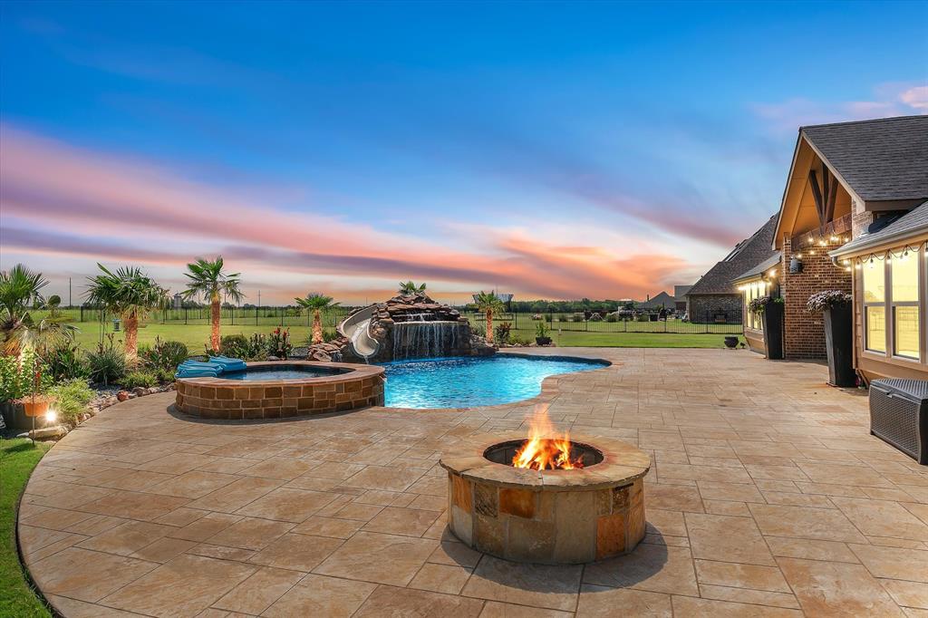 413 Cattle Barron Dr, McLendon Chisholm, TX 75032 photo
