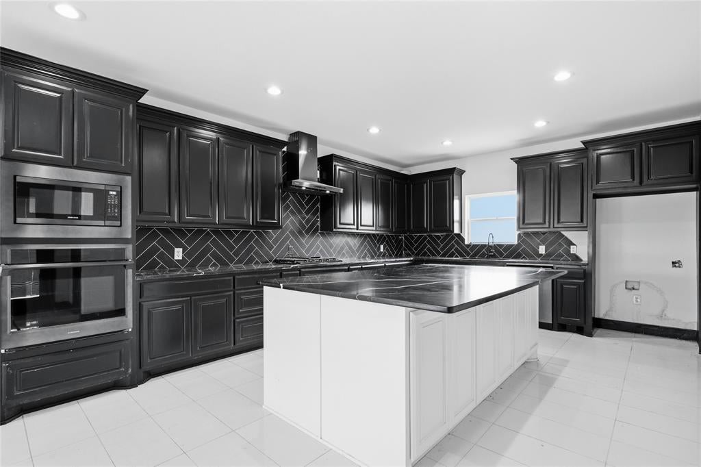 1614 County Road 1227, Cleburne, TX 76033 photo