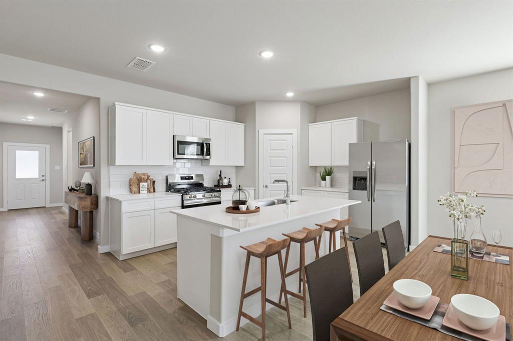 905 Bel Mares St, Fort Worth, TX 76052 photo