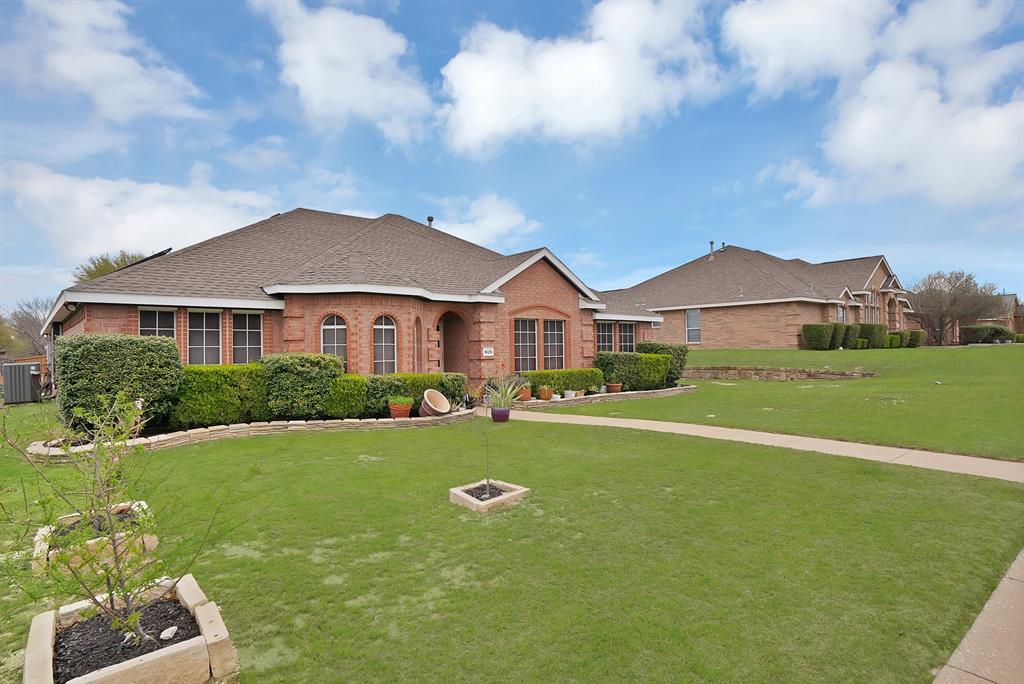 1625 Deer Creek Dr, Desoto, TX 75115 photo