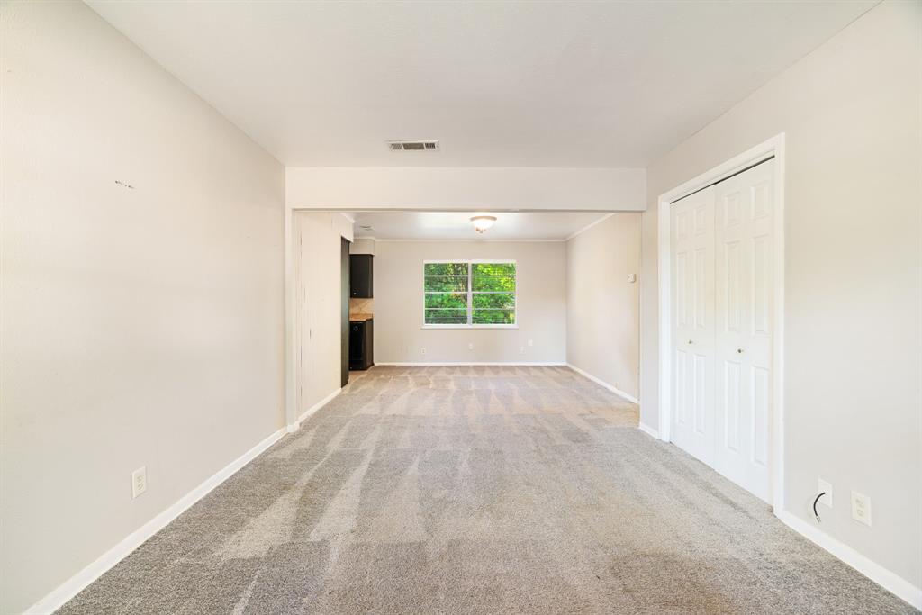 2455 Cypress Dr, Paris, TX 75460 photo