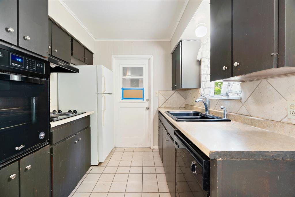 2455 Cypress Dr, Paris, TX 75460 photo