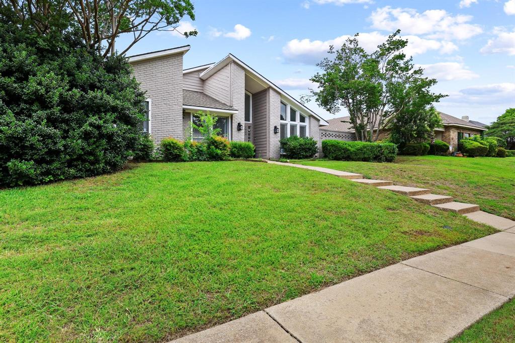 1925 Country Club Dr, Plano, TX 75074 photo