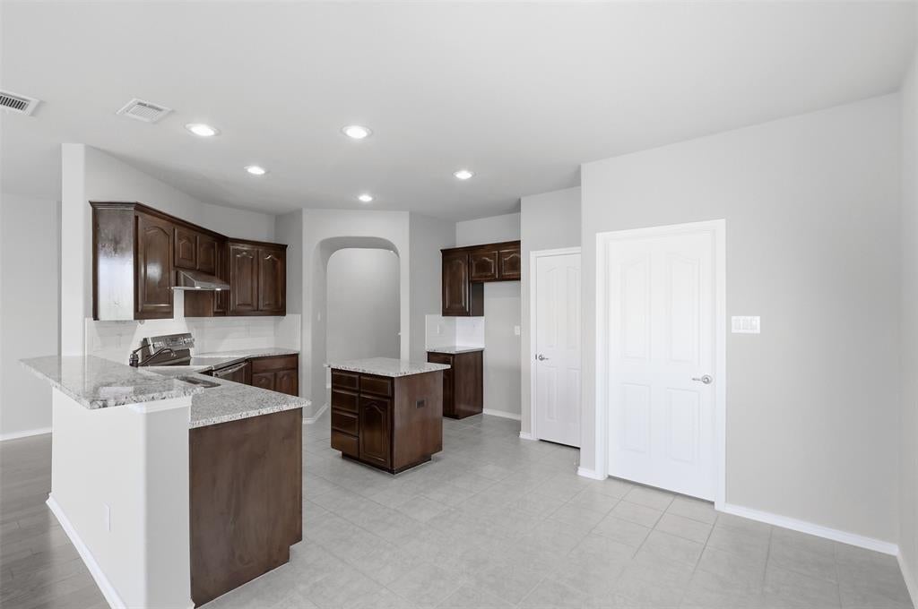 11025 Hawks Landing Rd, Fort Worth, TX 76052 photo
