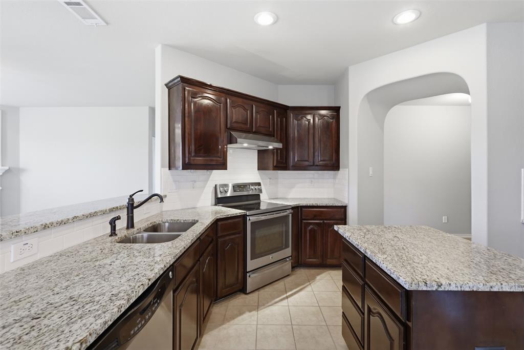 11025 Hawks Landing Rd, Fort Worth, TX 76052 photo