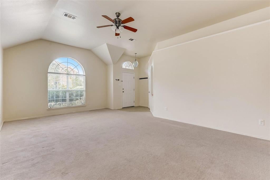 4905 Summer Oaks Ln, Fort Worth, TX 76123 photo