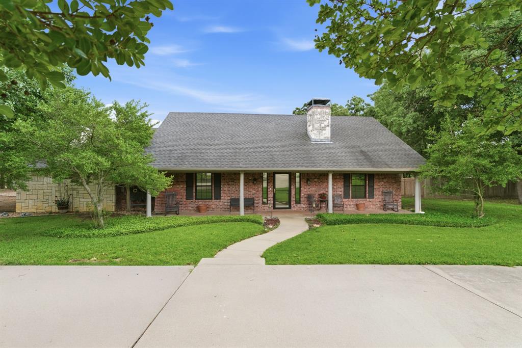 7512 Woodland Dr, Alvarado, TX 76009 photo