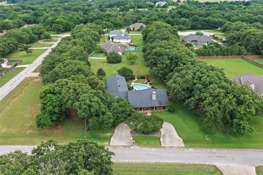 7512 Woodland Dr, Alvarado, TX 76009 photo